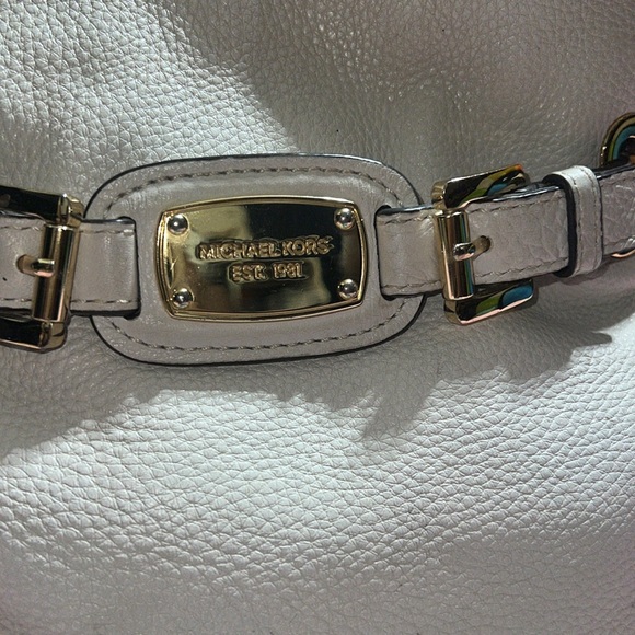 Michael Kors Crossbody Bag - Picture 3 of 12